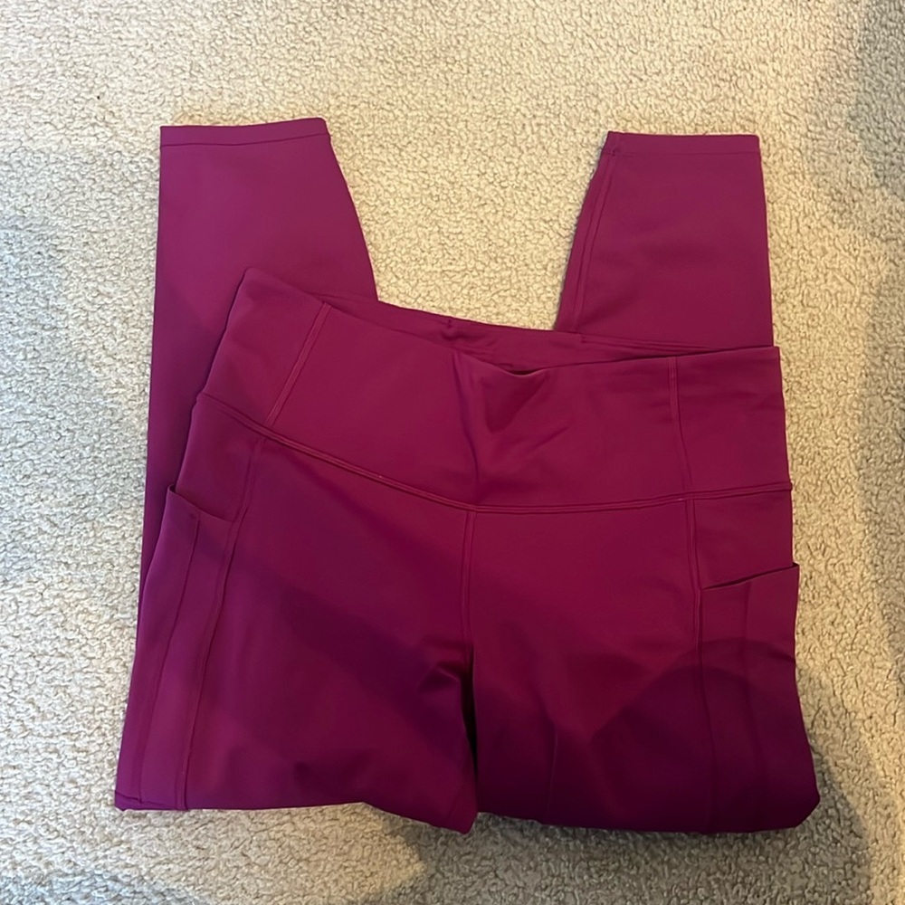 Athleta ultimate stash II 7/8 tights